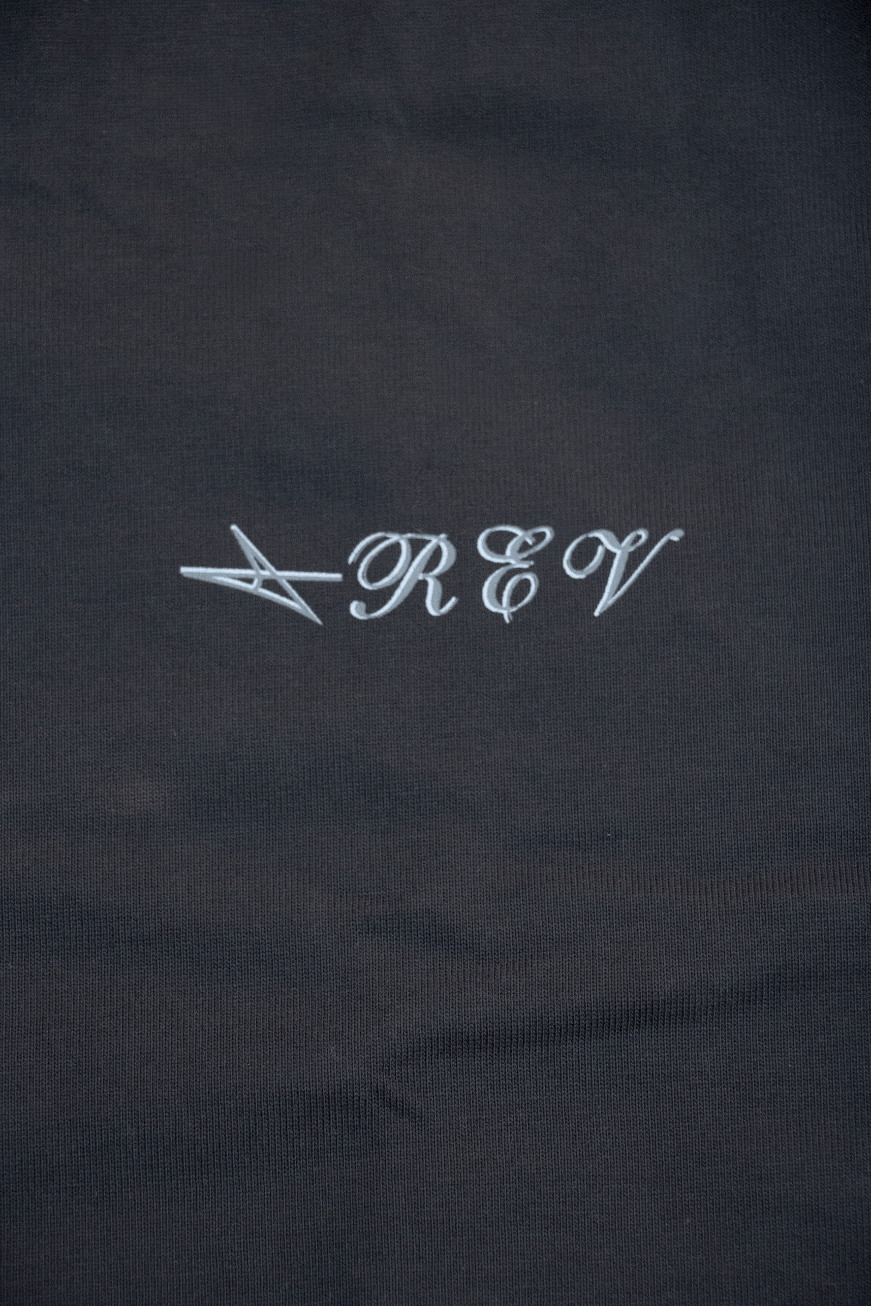 AREV NOOR TEE