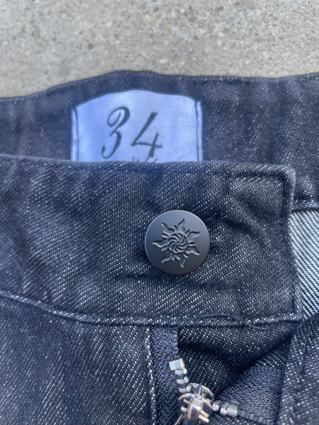 AREV JORTS BLACK