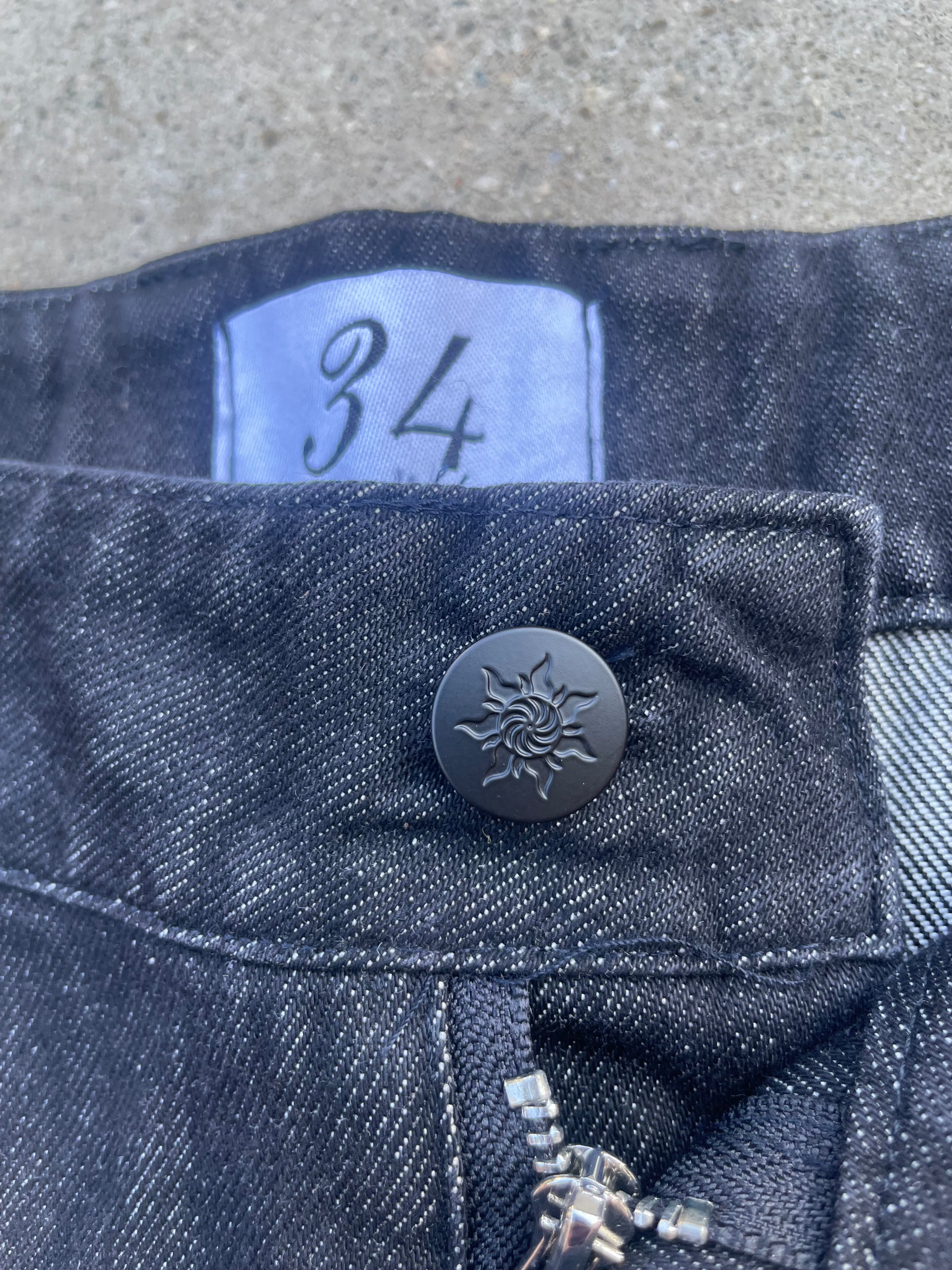 AREV JORTS BLACK