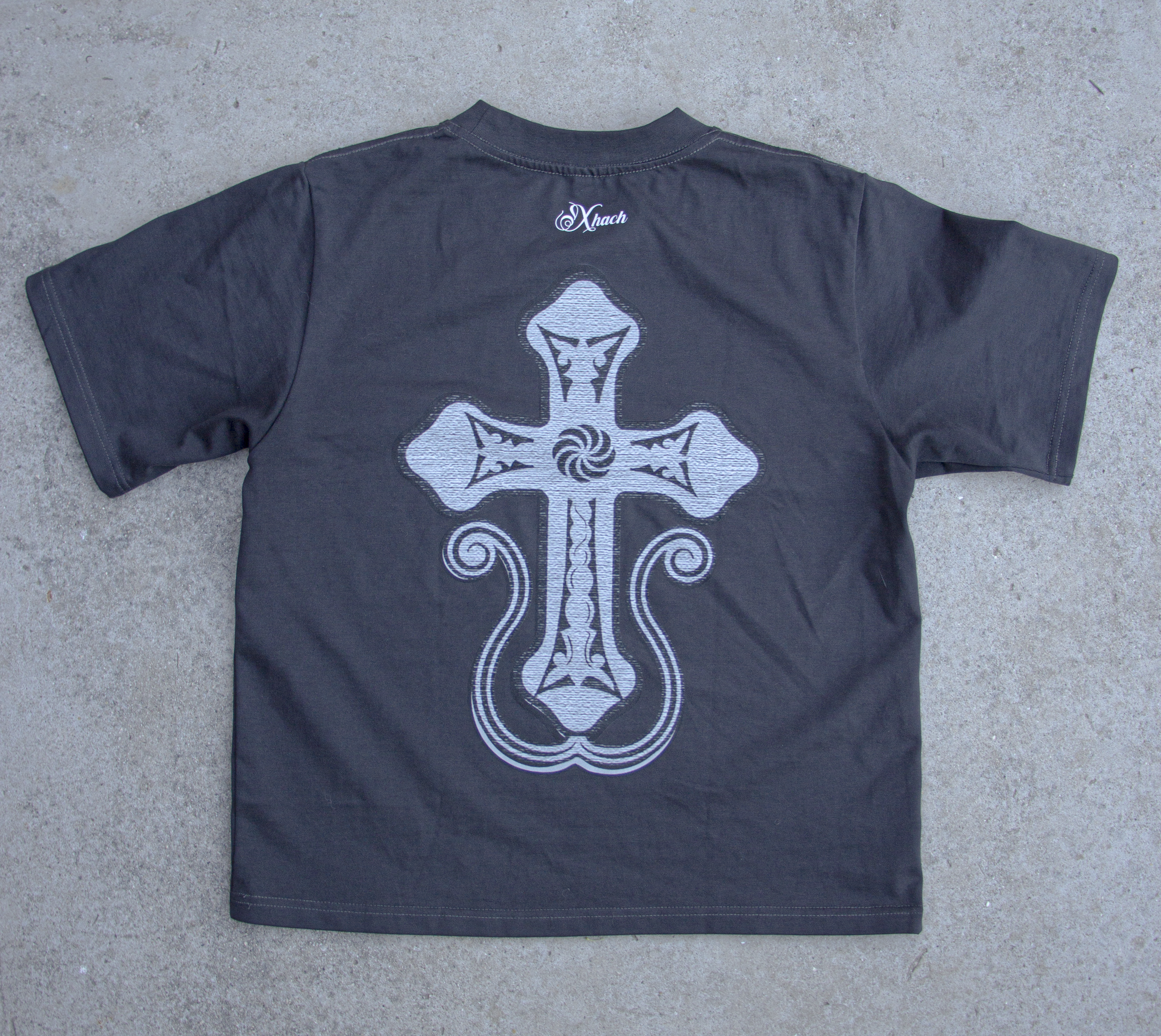 AREV XHACH TEE